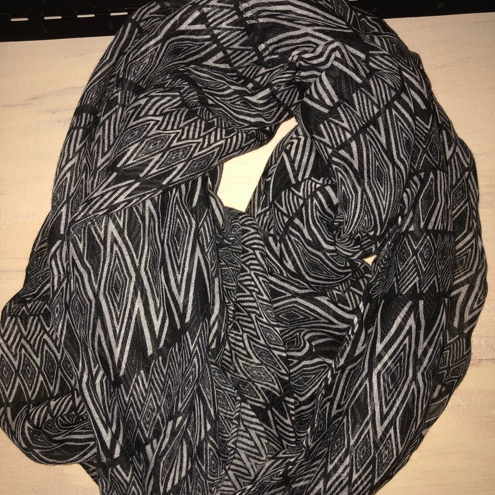 infinity scarf